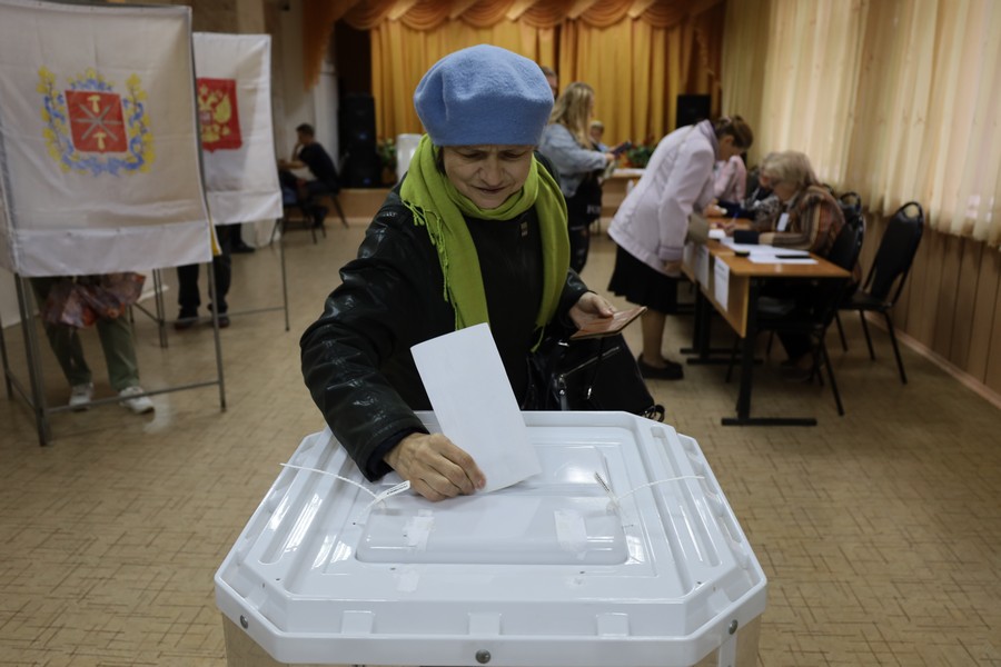 В Новомосковске стартовали выборы.