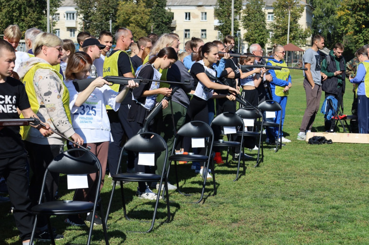В Новомосковске прошли соревнования по летнему биатлону. В Новомосковске прошли соревнования по летнему биатлону.