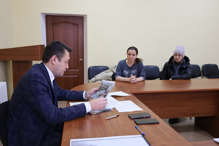 Руслан Бутов провел прием граждан по личным вопросам. Руслан Бутов провел прием граждан по личным вопросам.