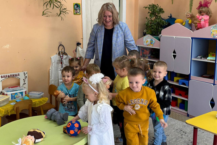 Лучший в области воспитатель работает в Новомосковске!. Лучший в области воспитатель работает в Новомосковске!.